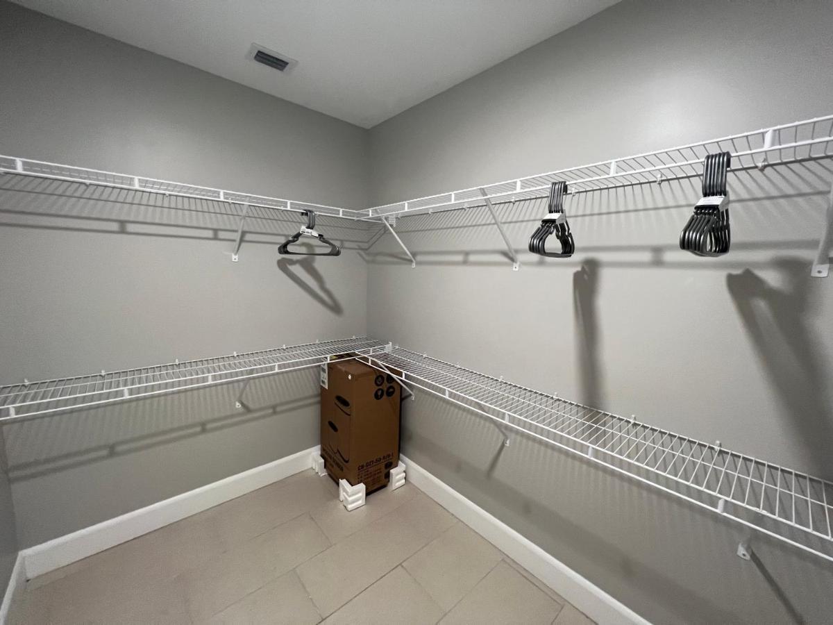 Upscale 2-Bedroom Condo Balcony And Pool View & Luxury Amenities In Miami-Doral, Mins To Miami Intl Exterior photo